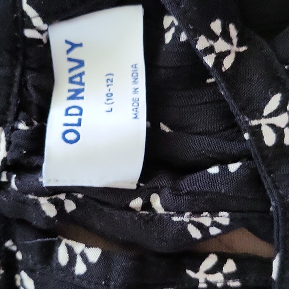 Old Navy Girls Summer Tops Set of 2 - Picture 6 of 6